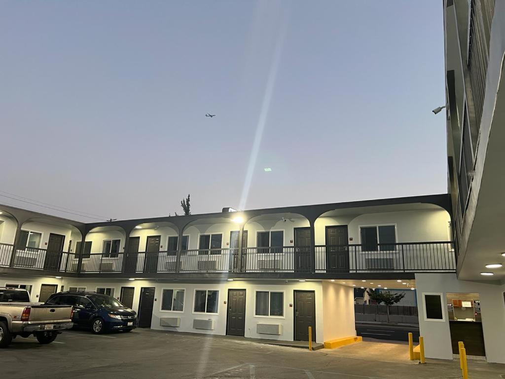Lux Inn Los Angeles Exteriör bild